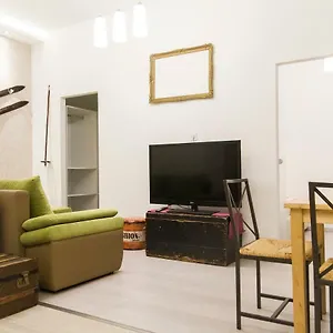 Cozy , Budapest Magyarország