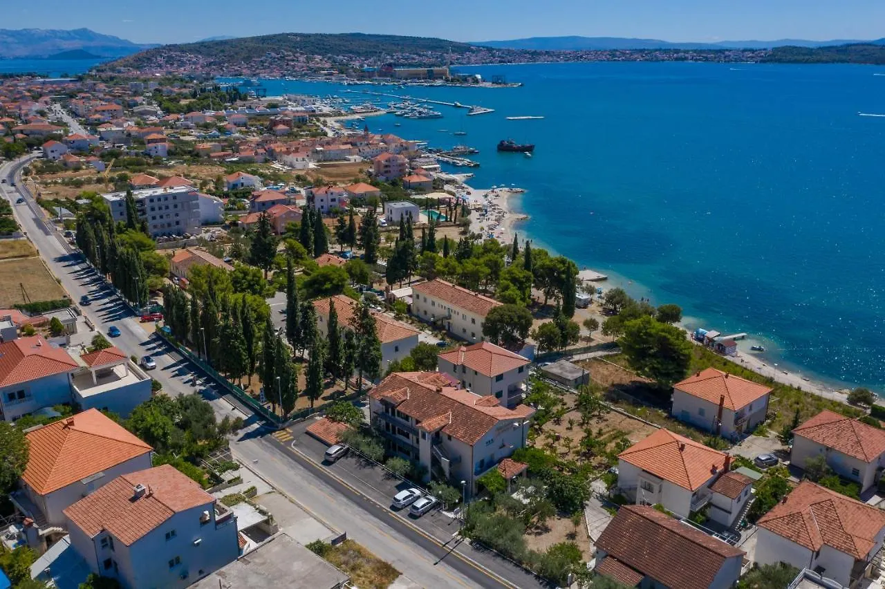 Mar Deluxe Apartments Trogir Croatia