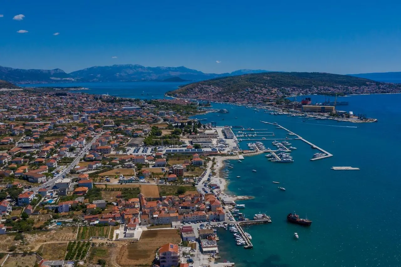 Mar Deluxe Apartments Trogir 0*,  Croatia