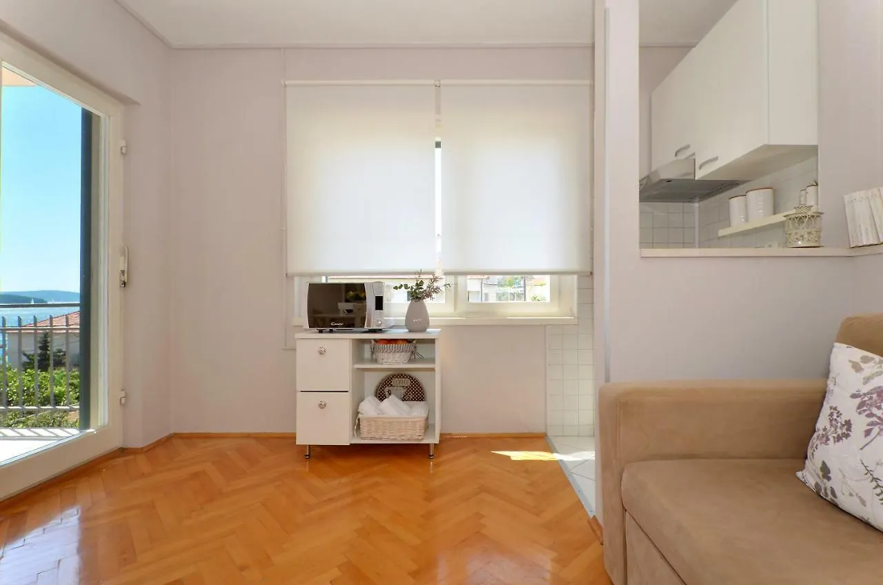 Mar Deluxe Apartments Trogir