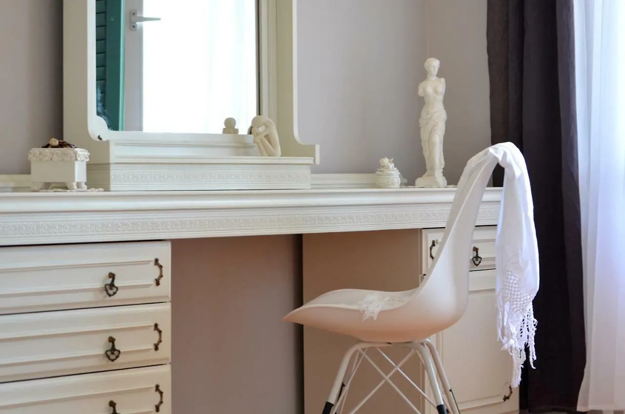 Mar Deluxe Apartments Trogir